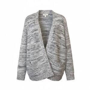 Peyton Primrose Open Front Fuzzy Sweater‎